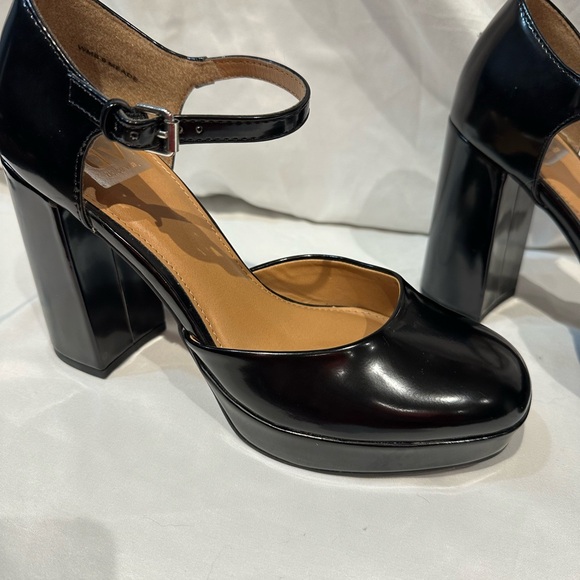 DV by Dolce Vita platform Mary Jane black heels, new. - Picture 1 of 5